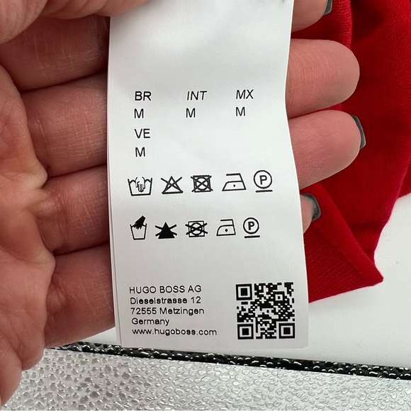 BOSS Hugo Boss Red Superfine Merino Wool Sweater – Size Medium – New with Tags - Picture 9 of 12